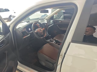 Volkswagen T-Cross 2023 1.5L Автоматическая версия моды интерьер фото 8