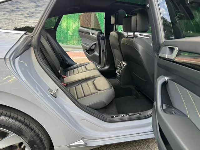 Volkswagen CC 2023 380TSI Привлекательный выпуск интерьер фото 11