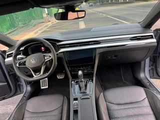 Volkswagen CC 2023 380TSI Привлекательный выпуск интерьер фото 13