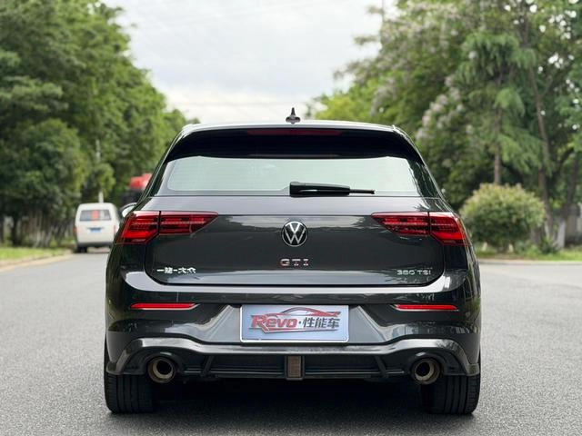 Volkswagen Golf GTI 2021 380TSI DSG GTI interior foto 9