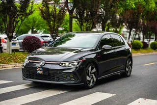 Volkswagen Golf GTI 2021 380TSI DSG GTI