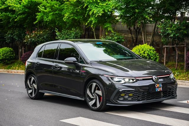 Volkswagen Golf GTI 2021 380TSI DSG GTI exterior photo 2