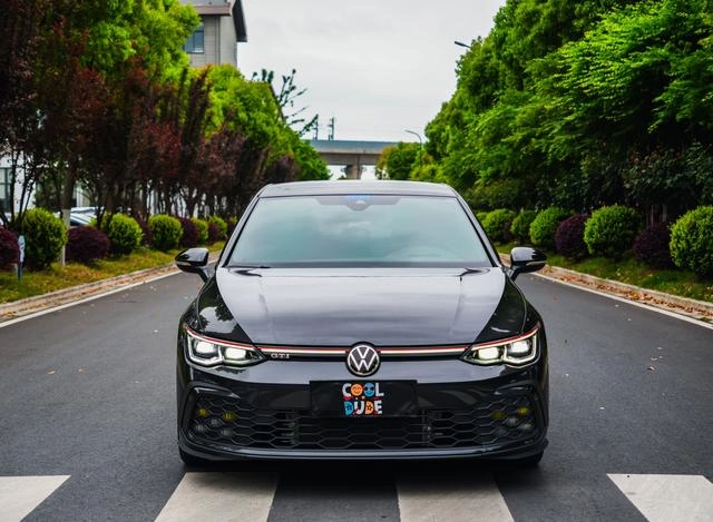 Volkswagen Golf GTI 2021 380TSI DSG GTI exterior photo 4