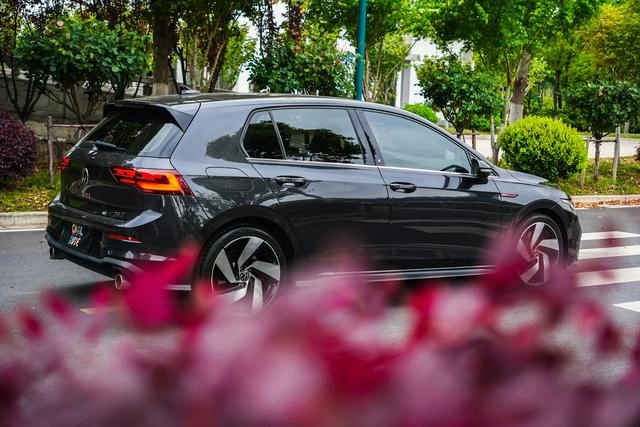 Volkswagen Golf GTI 2021 380TSI DSG GTI exterior photo 7