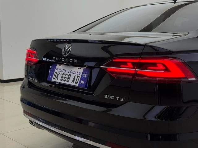 Volkswagen Phideon 2021 380TSI Luxury Edition interior photo 12