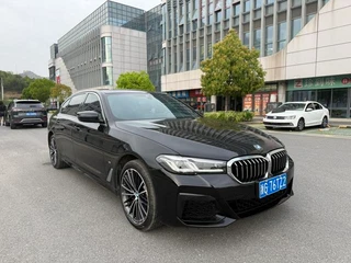 BMW 5 Series 2022 Second change 530Li Leading Type M Sports suit exterior photo 3