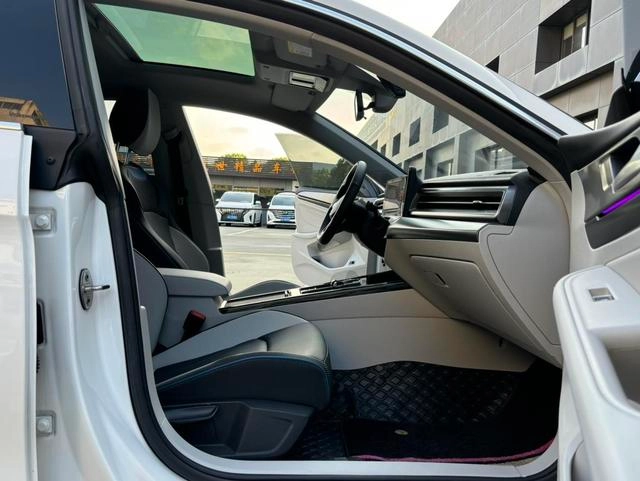 Volkswagen Lamando 2024 Lamando L 280TSI DSG Cool Spicy Edition interior photo 10