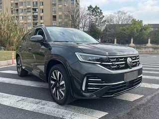 Volkswagen Tayron 2024 330TSI Deux roues motrices R-Line Version haute performance extérieur photo 3