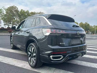 Volkswagen Tayron 2024 330TSI Deux roues motrices R-Line Version haute performance intérieur photo 7