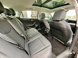 Volkswagen Magotan 2024 300TSI Version premium intérieur photo 9