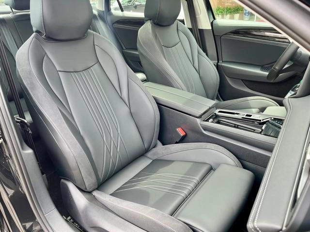 Volkswagen Magotan 2024 300TSI Version premium intérieur photo 16