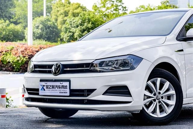 Volkswagen Polo 2021 Plus 1.5L Automatic Colorful Technology Edition exterior photo 2
