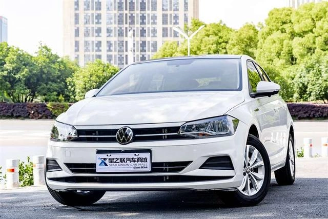 Volkswagen Polo 2021 Plus 1.5L Automatic Colorful Technology Edition exterior photo 3