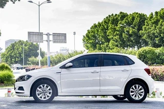 Volkswagen Polo 2021 Plus 1.5L Automatic Colorful Technology Edition exterior photo 5