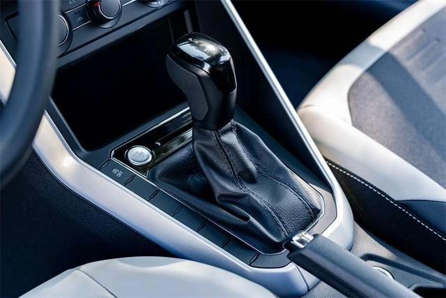Volkswagen Polo 2021 Plus 1.5L Automatic Colorful Technology Edition interior photo 12