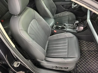 Volkswagen Passat 2022 280TSI Version d'élite intérieur photo 17 Volkswagen Passat 2022 280TSI Version d'élite intérieur photo 17