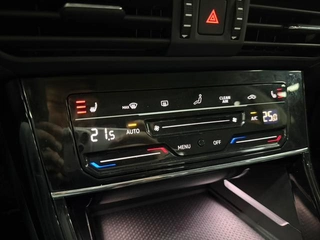 Volkswagen Passat 2022 280TSI Version d'élite intérieur photo 19 Volkswagen Passat 2022 280TSI Version d'élite intérieur photo 19