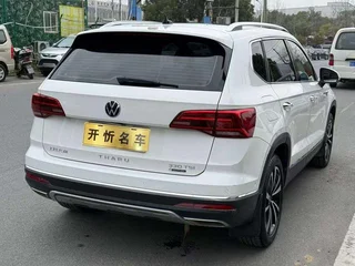 Volkswagen Tharu 2022 330TSI Versión tope de gama con tracción a las cuatro ruedas exterior foto 3 Volkswagen Tharu 2022 330TSI Versión tope de gama con tracción a las cuatro ruedas exterior foto 3