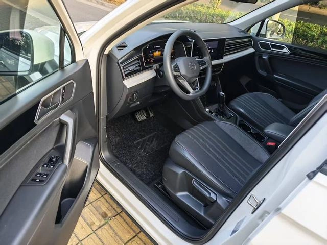 Volkswagen Tiguan L 2022 330TSI Automatic two-wheel drive comfortable version exterior photo 4