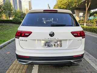 Volkswagen Tiguan L 2022 330TSI Automatic two-wheel drive comfortable version interior photo 9