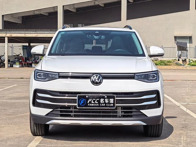 Volkswagen Tharu 2025 New talent 300TSI Sharp Edition exterior photo 2