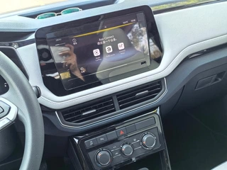 Volkswagen Tharu 2025 New talent 300TSI Sharp Edition interior photo 12