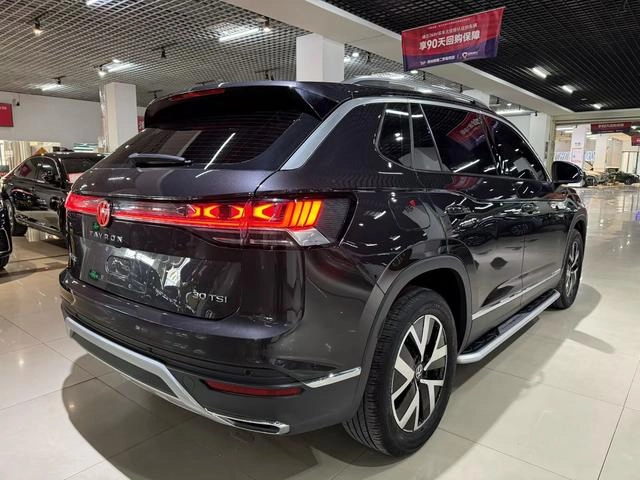 Volkswagen Tayron 2024 330TSI Двухприводный люкс Plus Расширенная версия интерьер фото 7