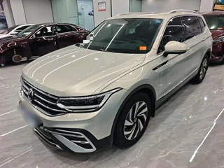Volkswagen Tiguan L 2022 330TSI Versión inteligente con tracción automática en dos ruedas