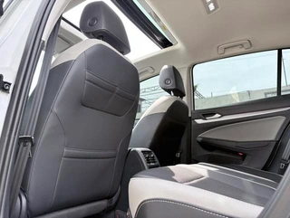 Volkswagen Golf 2023 Модификация 280TSI DSG Pro интерьер фото 11 Volkswagen Golf 2023 Модификация 280TSI DSG Pro интерьер фото 11