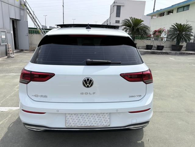 Volkswagen Golf 2023 Модификация 280TSI DSG Pro интерьер фото 17 Volkswagen Golf 2023 Модификация 280TSI DSG Pro интерьер фото 17