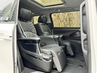 GAC Trumpchi M8 2024 Master Series 2.0TGDI Premium Edition interior photo 6