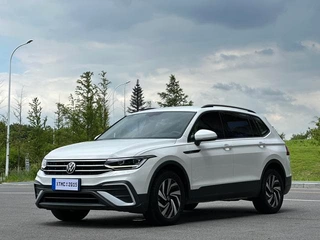 Volkswagen Tiguan L 2022 330TSI Automatic two-wheel drive comfortable version