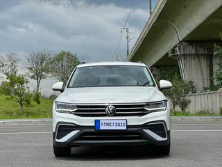 Volkswagen Tiguan L 2022 330TSI Автоматическая двухприводная версия экстерьер фото 2