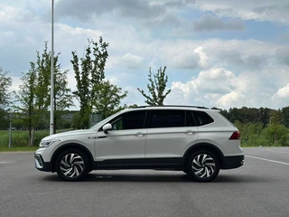 Volkswagen Tiguan L 2022 330TSI Автоматическая двухприводная версия экстерьер фото 4