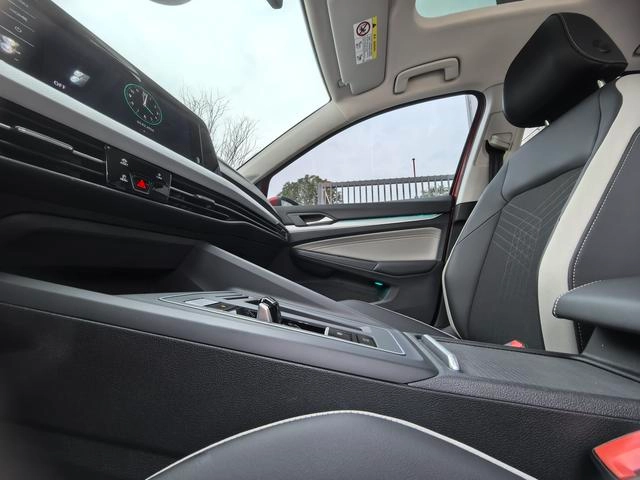 Volkswagen Golf 2021 280TSI DSG 30 Anniversary Edition interior photo 13
