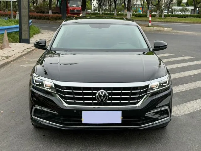 Volkswagen Passat 2021 330TSI Elite Edition exterior photo 2