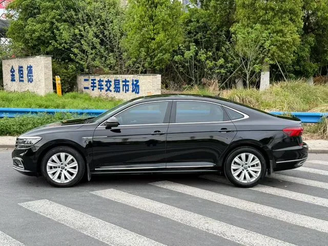 Volkswagen Passat 2021 330TSI Elite Edition exterior photo 3
