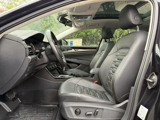 Volkswagen Passat 2021 330TSI Elite Edition interior photo 8