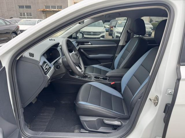 Volkswagen Lavida 2024 1.5L Version automatique intérieur photo 11