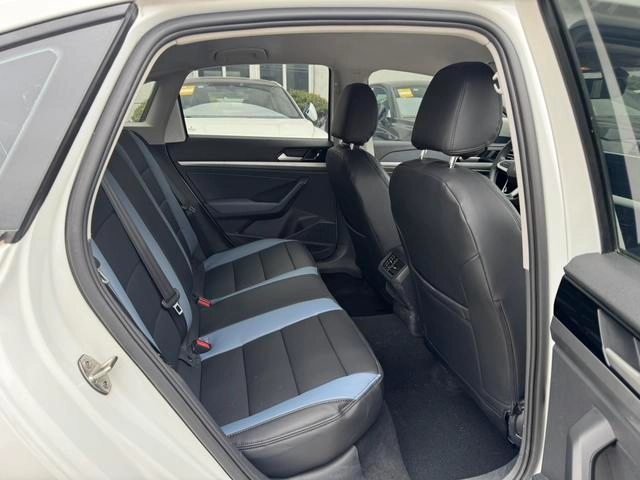 Volkswagen Lavida 2024 1.5L Version automatique intérieur photo 13