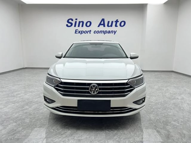 Volkswagen Sagitar 2021 200TSI DSG Versión más allá exterior foto 2 Volkswagen Sagitar 2021 200TSI DSG Versión más allá exterior foto 2