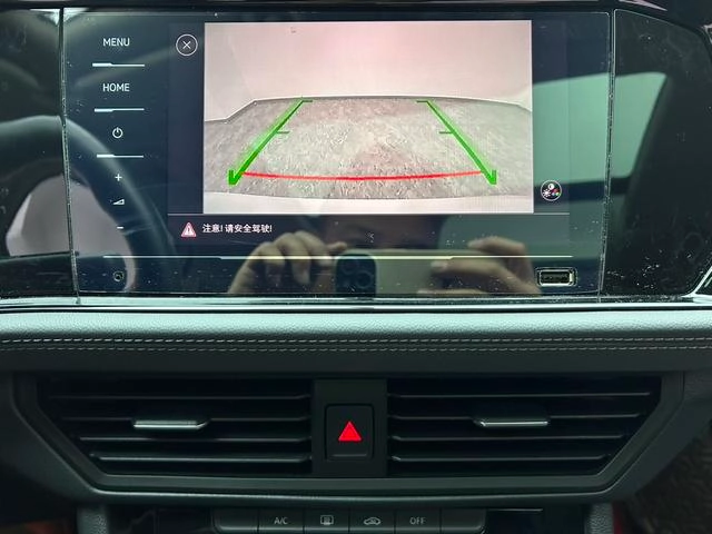 Volkswagen Sagitar 2021 200TSI DSG Versión más allá exterior foto 7 Volkswagen Sagitar 2021 200TSI DSG Versión más allá exterior foto 7