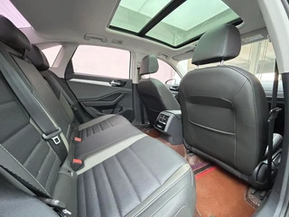 Volkswagen Sagitar 2021 200TSI DSG Versión más allá interior foto 12 Volkswagen Sagitar 2021 200TSI DSG Versión más allá interior foto 12