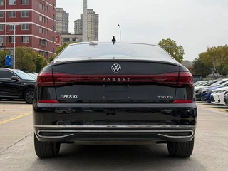 Volkswagen Passat 2022 330TSI Luxury Edition exterior photo 5