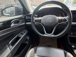 Volkswagen Passat 2022 330TSI Luxury Edition exterior photo 9
