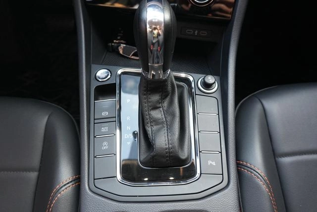 Volkswagen Bora 2023 200TSI DSG Edición Zhixing interior foto 9 Volkswagen Bora 2023 200TSI DSG Edición Zhixing interior foto 9