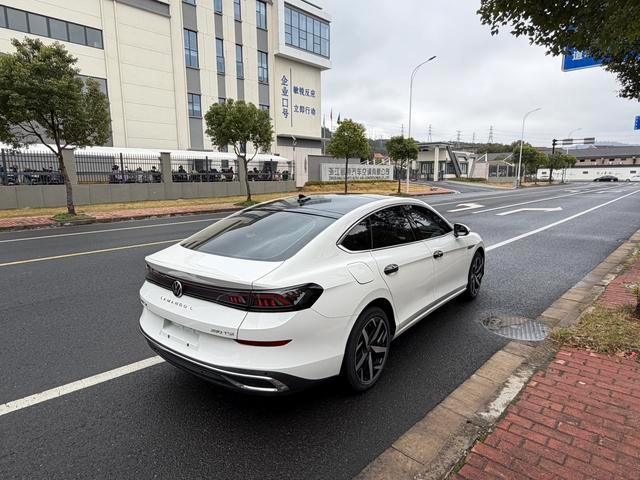 Volkswagen Lamando 2022 Lamando L 280TSI DSG Cool Spicy Edition interior photo 9