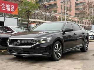 Volkswagen Passat 2022 330TSI Versión de élite