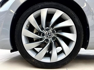 Volkswagen CC 2023 380TSI Привлекательный выпуск интерьер фото 11