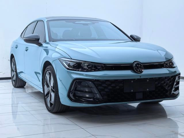 Volkswagen Passat 2025 Pro 380TSI Long Zun Edition exterior photo 3